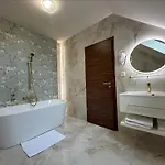 Simbad & Bar Superior Мошонмадьяровар