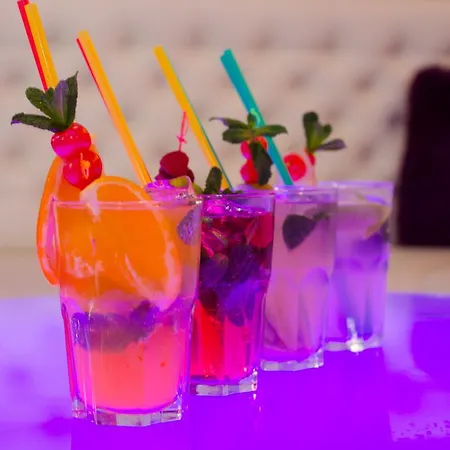فندق Simbad & Bar Superior Mosonmagyaróvár